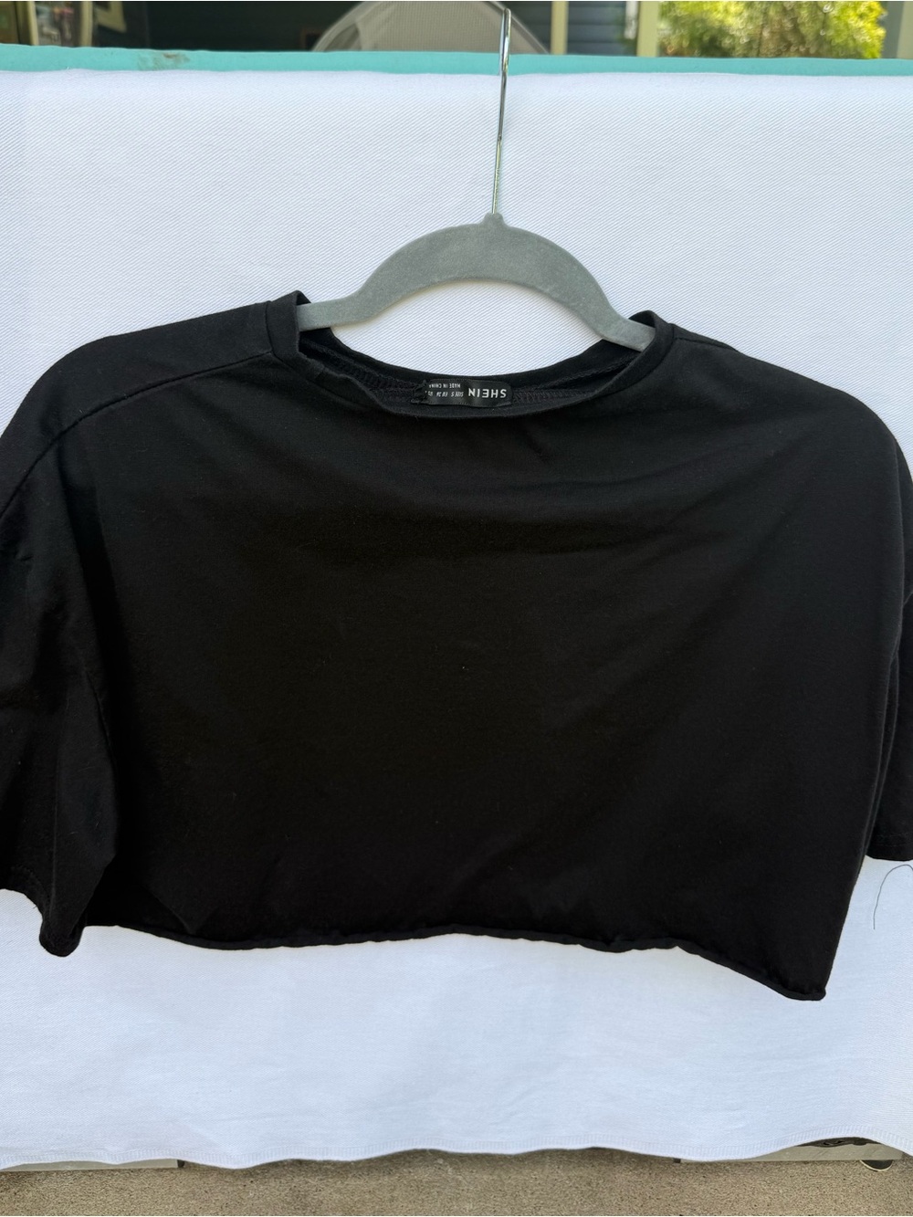 SHEIN Black Cropped Tee - Relaxed Short Sleeve